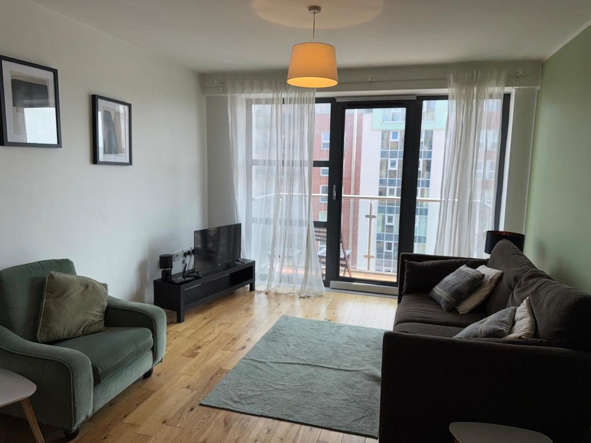 Stylish Centre 2 Bedroom With Cityscape View Belfast