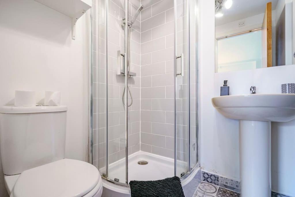Stylish Centre 2 Bedroom With Cityscape View Appartement