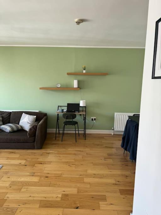 Stylish Centre 2 Bedroom With Cityscape View Appartement