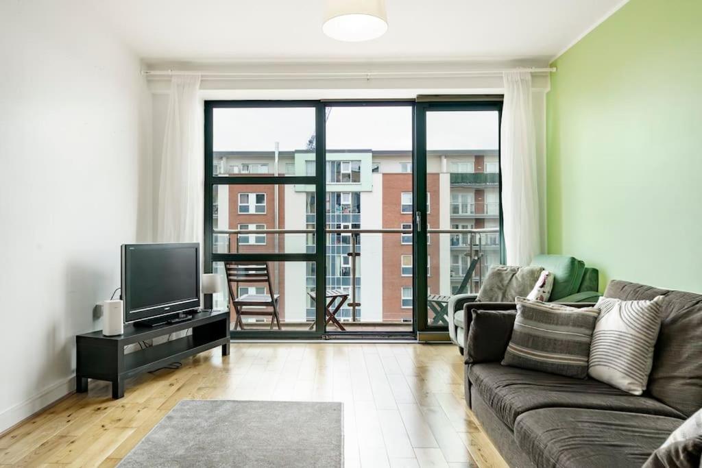Stylish Centre 2 Bedroom With Cityscape View Appartement *