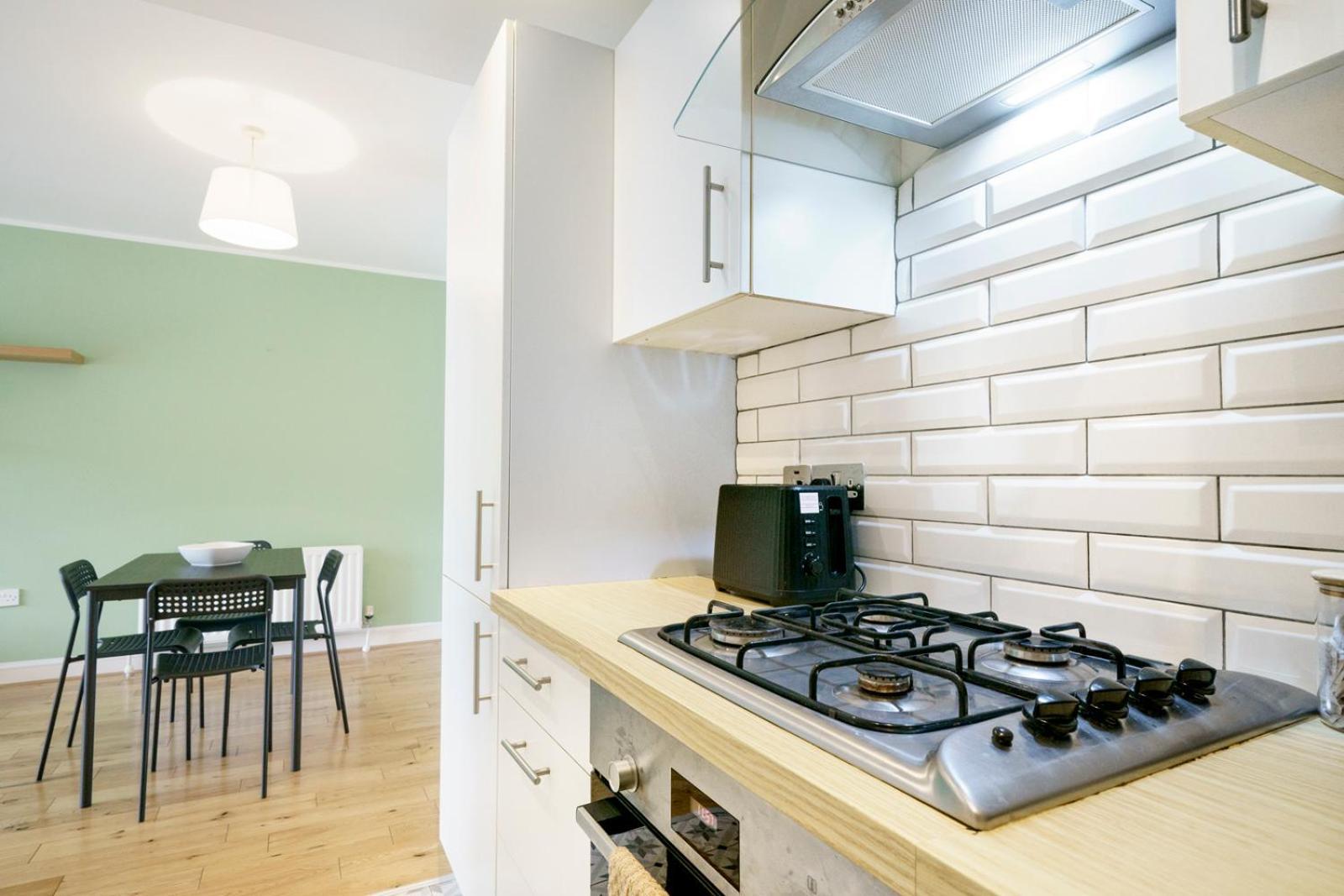 Stylish Centre 2 Bedroom With Cityscape View Appartement *