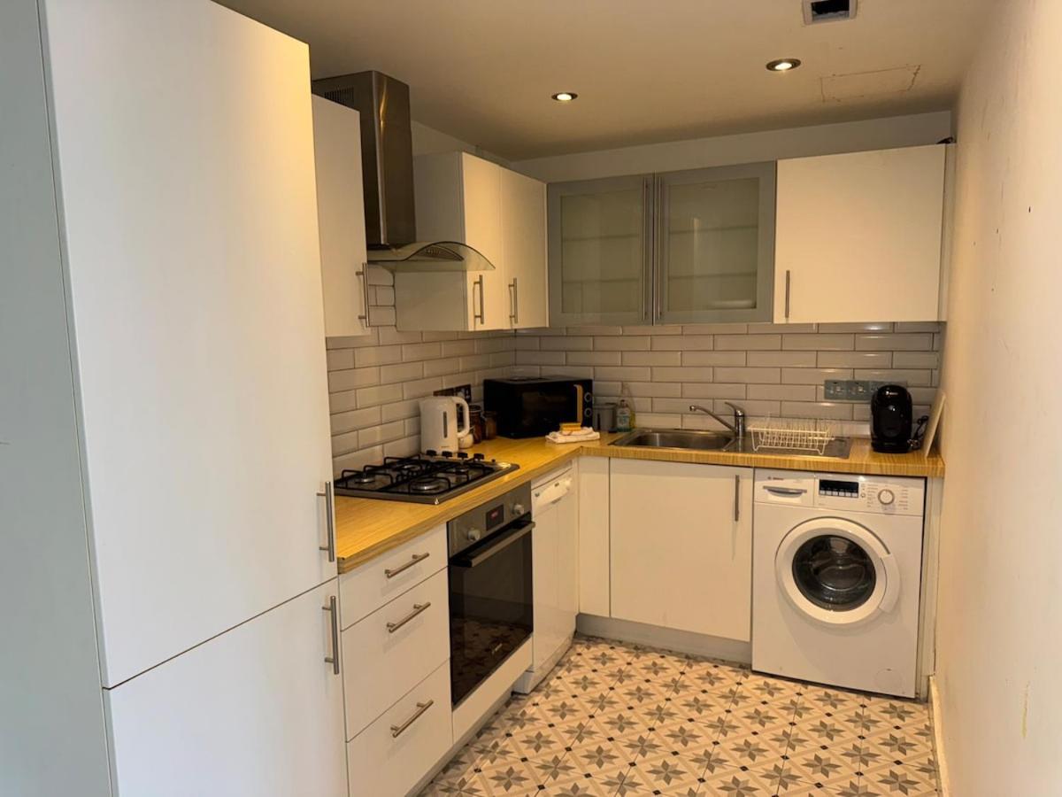 Stylish Centre 2 Bedroom With Cityscape View * Belfast