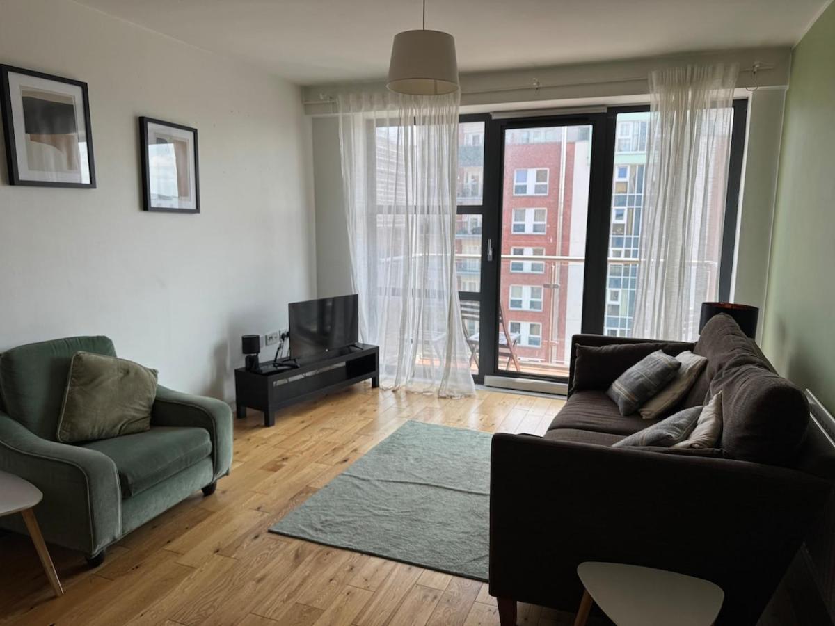 Stylish Centre 2 Bedroom With Cityscape View Belfast